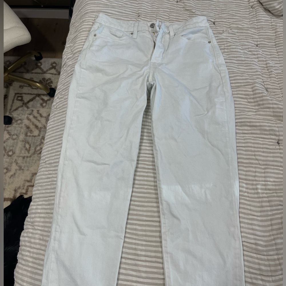 Old Navy Women's Straight Leg Jeans - White